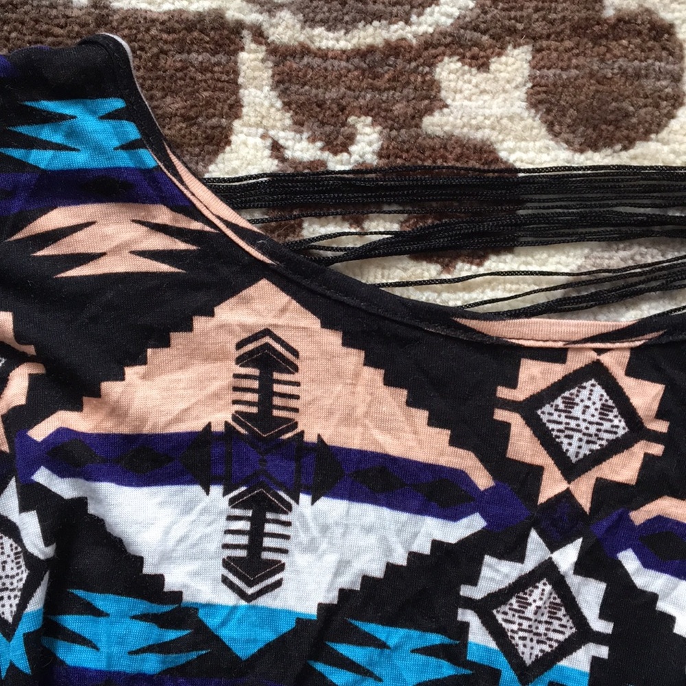 Aztec crop top - Picture 3 of 8